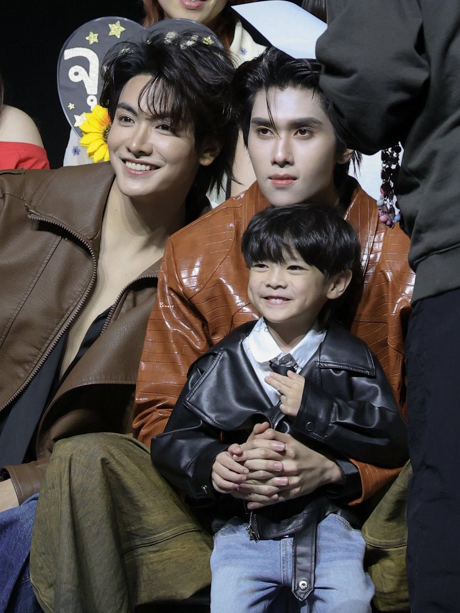 ʙɪᴍᴜsᴇ¨̮ tweet media