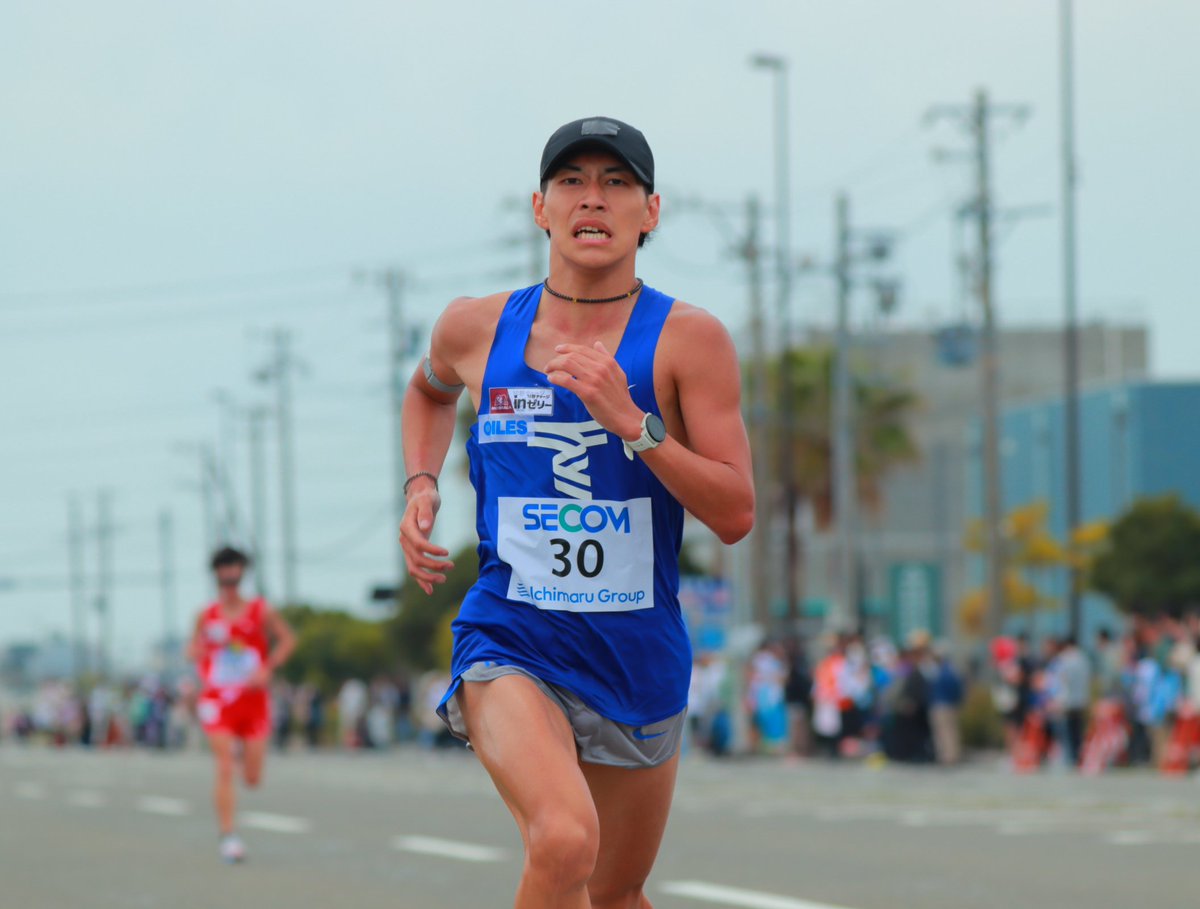 ekiden_navi's tweet photo. 【#関東インカレ】26/4/5
■1部ハーフマラソン
▶焼津は相性抜群

7位 可児悠貴(東海大)1:04:25

中野と合わせてダブル入賞。貴重な東海大学を選んでくれた内部進学からの有力選手。24年の焼津ハーフで鶴川(青学大)についで2位になっている実力者。まだまだ東海には3大駅伝に絡んでいない原石がいる。 https://t.co/UF0fwaHwrD