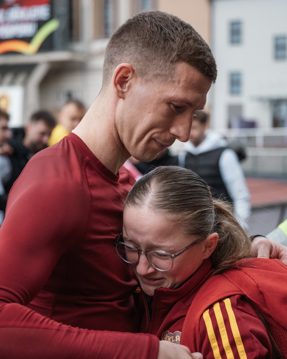 FK Dukla Praha tweet media