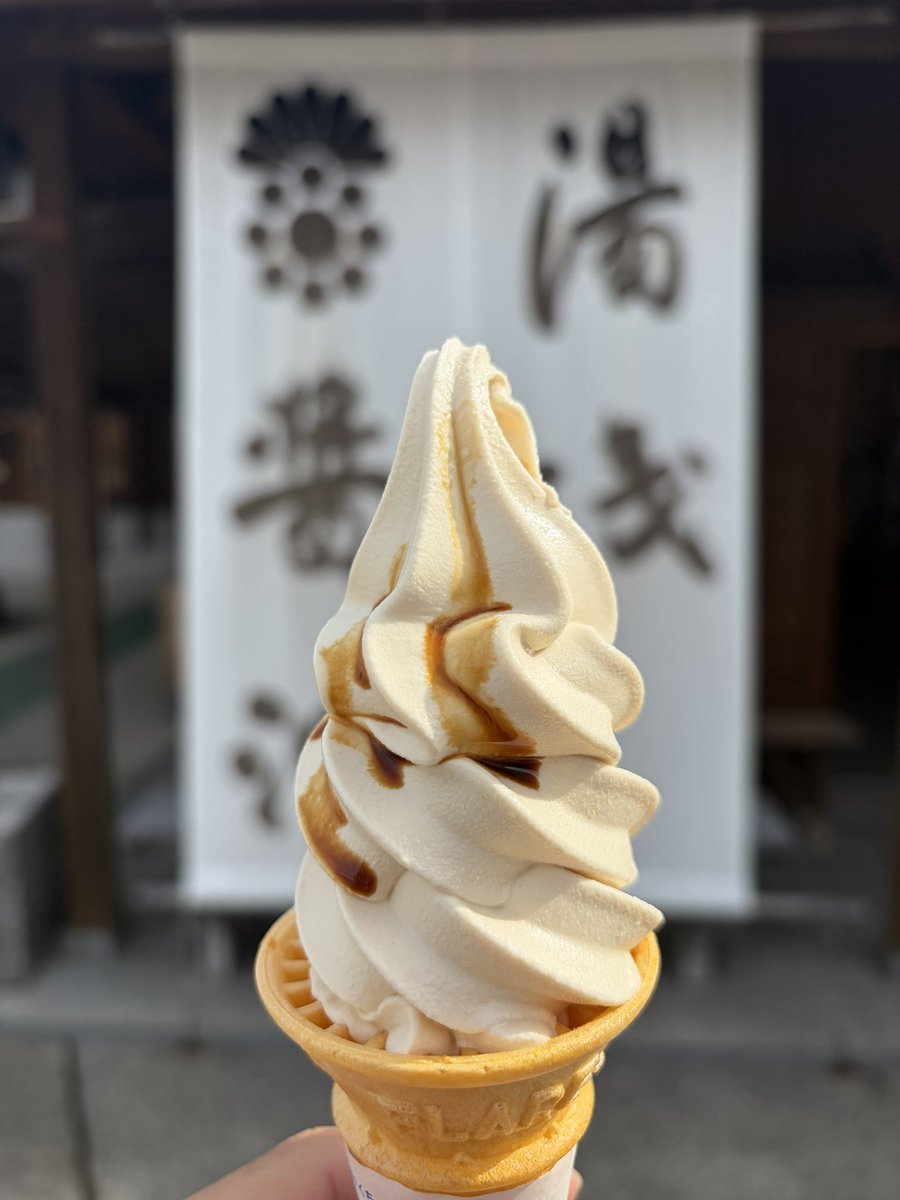 セレ@vrc tweet media