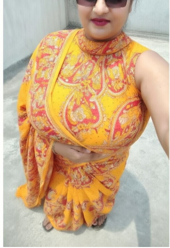 Uffff yeah Garmi
Lekin yeah mulle bhul gaye bahar jitne garmi kyu na ho unke lund ki garmi ek panditain hi nikal sakti he
Isiliye sare mulle panditain aurto ko sukriya adah karni chahiye
UMmaaahh From Odia Panditain to all Mbull