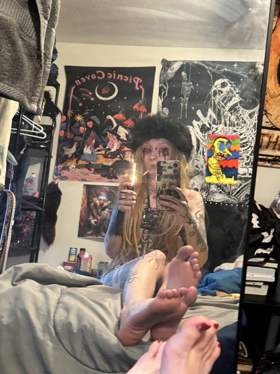 Princess 🖤.Katy tweet media