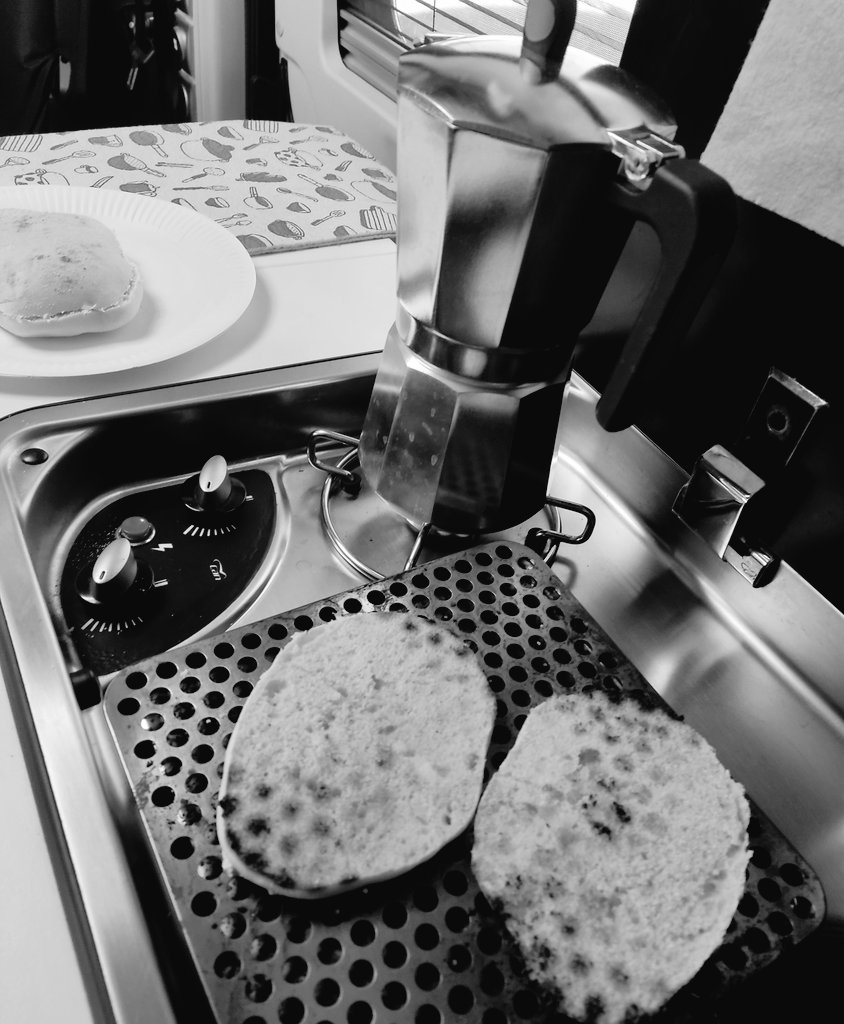 Sussí Emperatriz tweet media