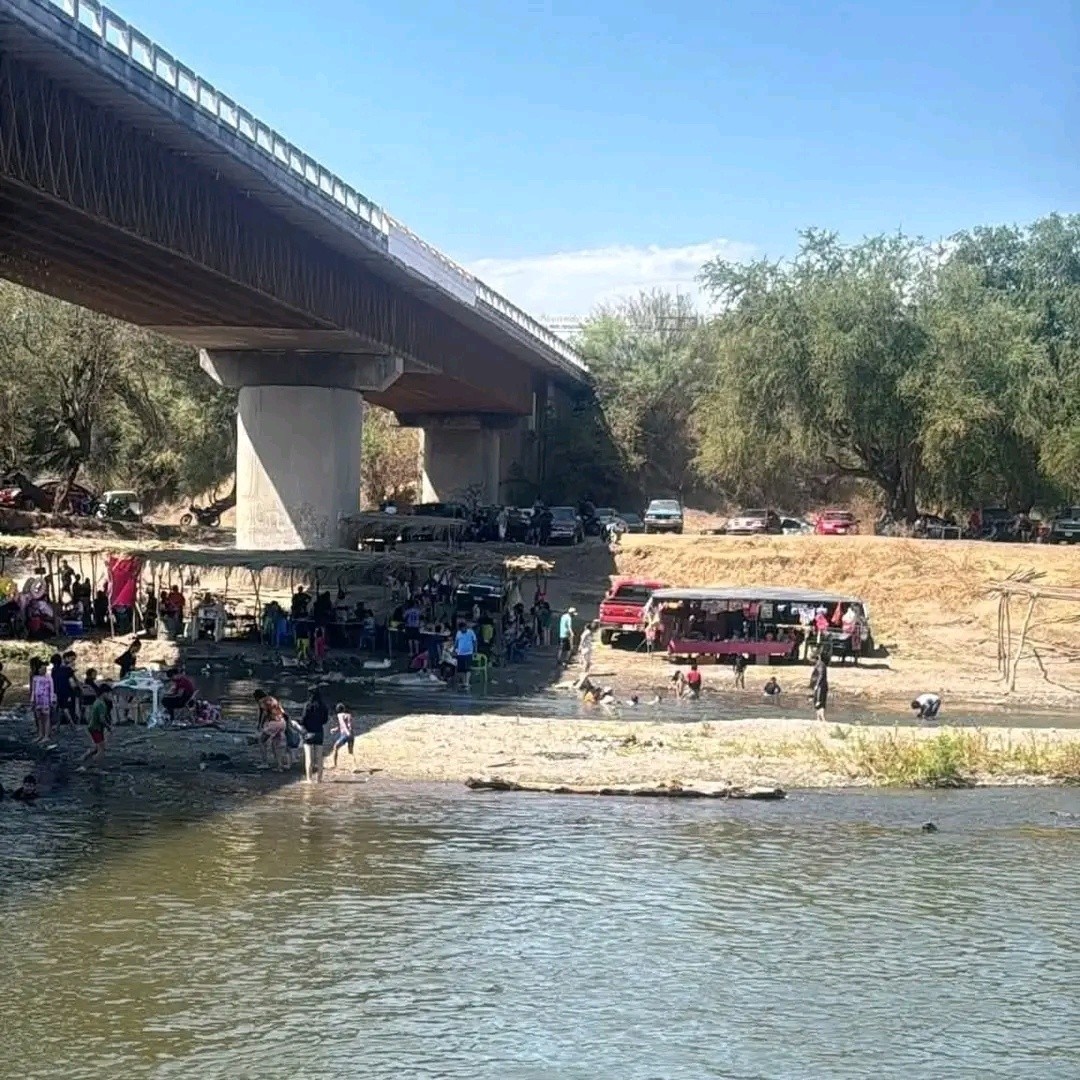 Extra de Morelos tweet media