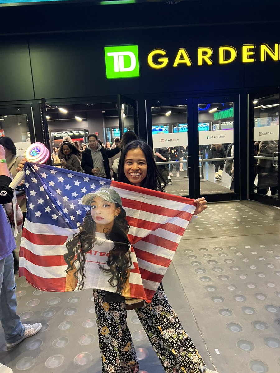 Almira 🐖 tweet media