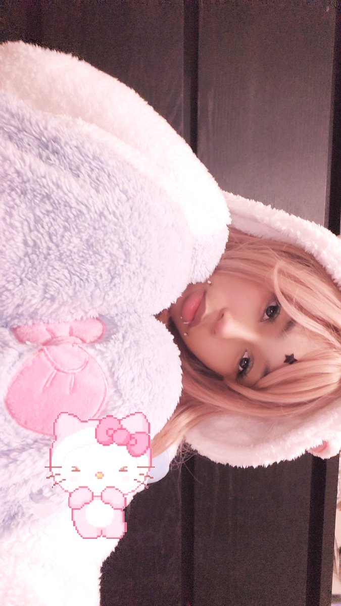 bunnkie tweet media