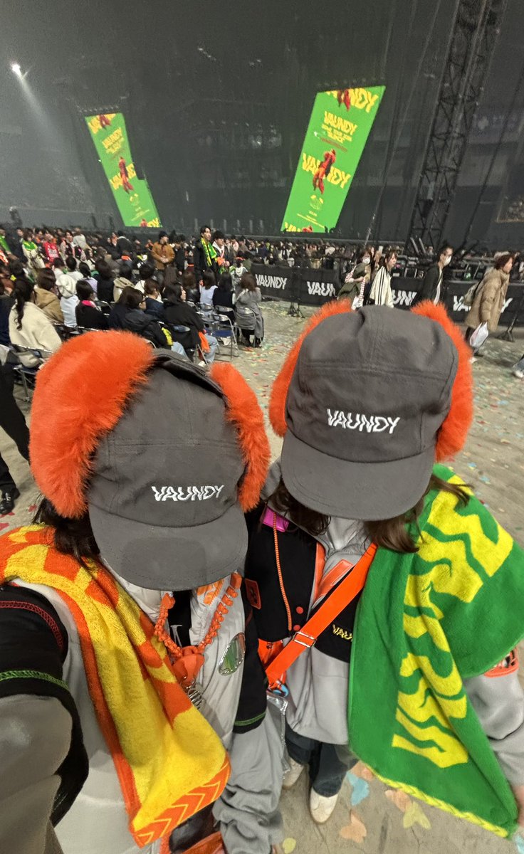 VAWS_17Run's tweet photo. Vaundy DOME TOUR 2026 “SILENCE”
2026.03.28
📍大和ハウスプレミストドーム

最初タオル買う予定なかったけど緑がばえすぎて、入場後に物列並んで買ってしまった https://t.co/OlOvPDV91J