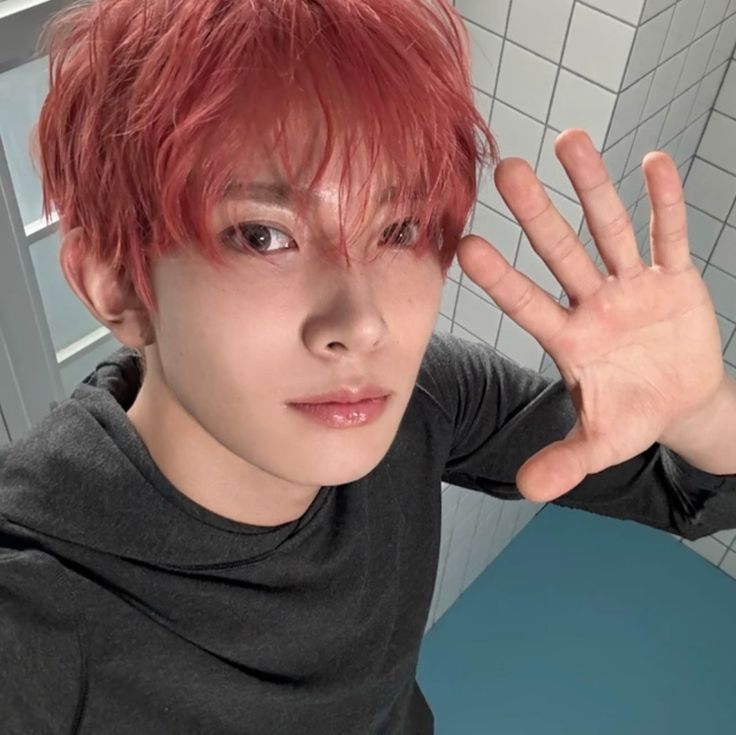 LHS7EN FANBASE | sevEN. tweet media