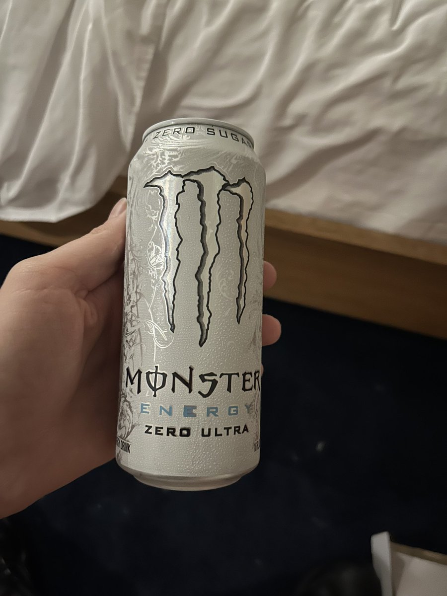 🦅🗽 🇺🇸𝓑𝓵𝓾𝓴𝓪🇺🇸🗽🦅 @ Bewhiskered 🐬 tweet media