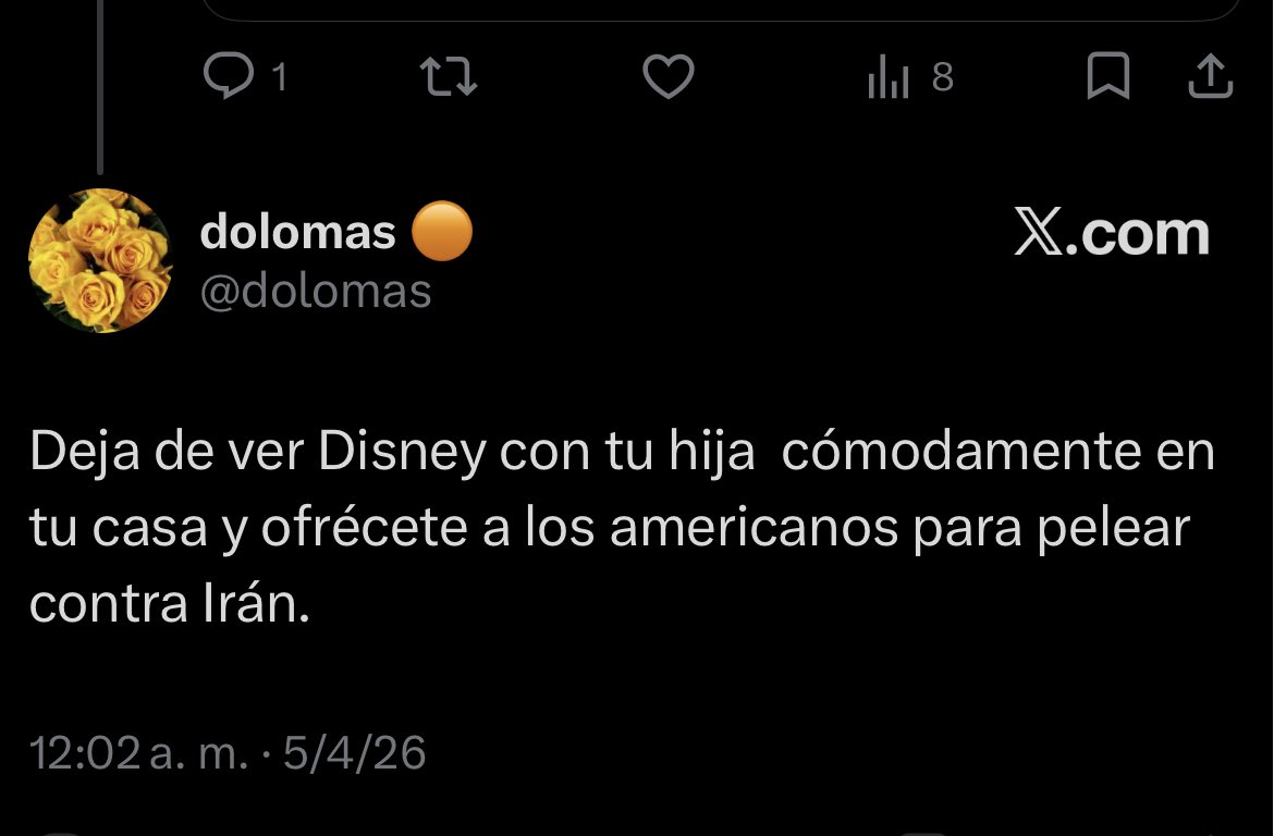 Lo pelotuda además. Impresionante despliegue