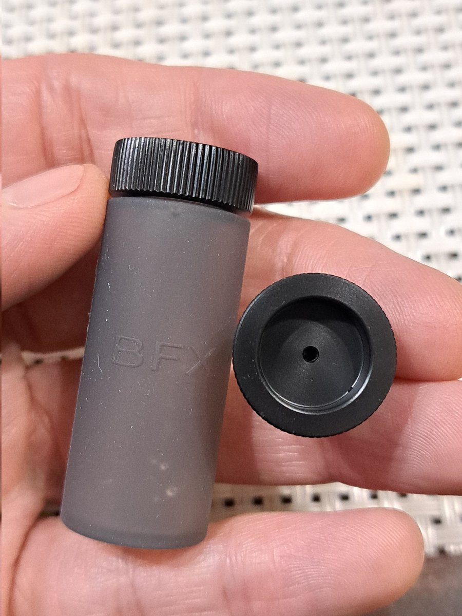 QB ZOMBIE tweet media