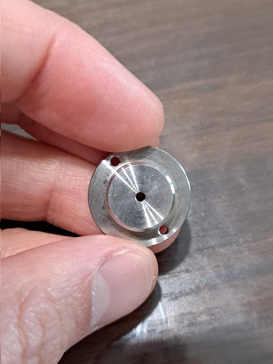 QB ZOMBIE tweet media