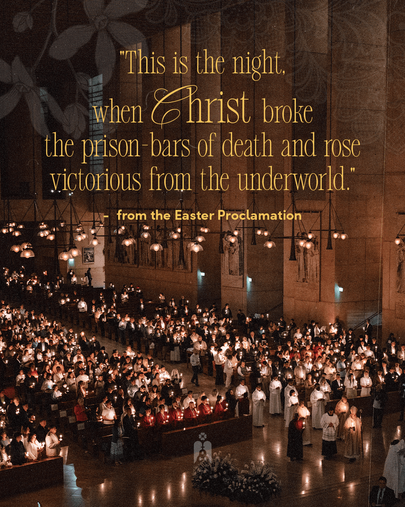 lacatholics's tweet photo. This is the night of victory — Jesus’ death and resurrection has freed us from the chains of sins and death! The light of Christ breaks through the darkness, washing over us and bathing us in his mercy! https://t.co/TjQjRIBupJ