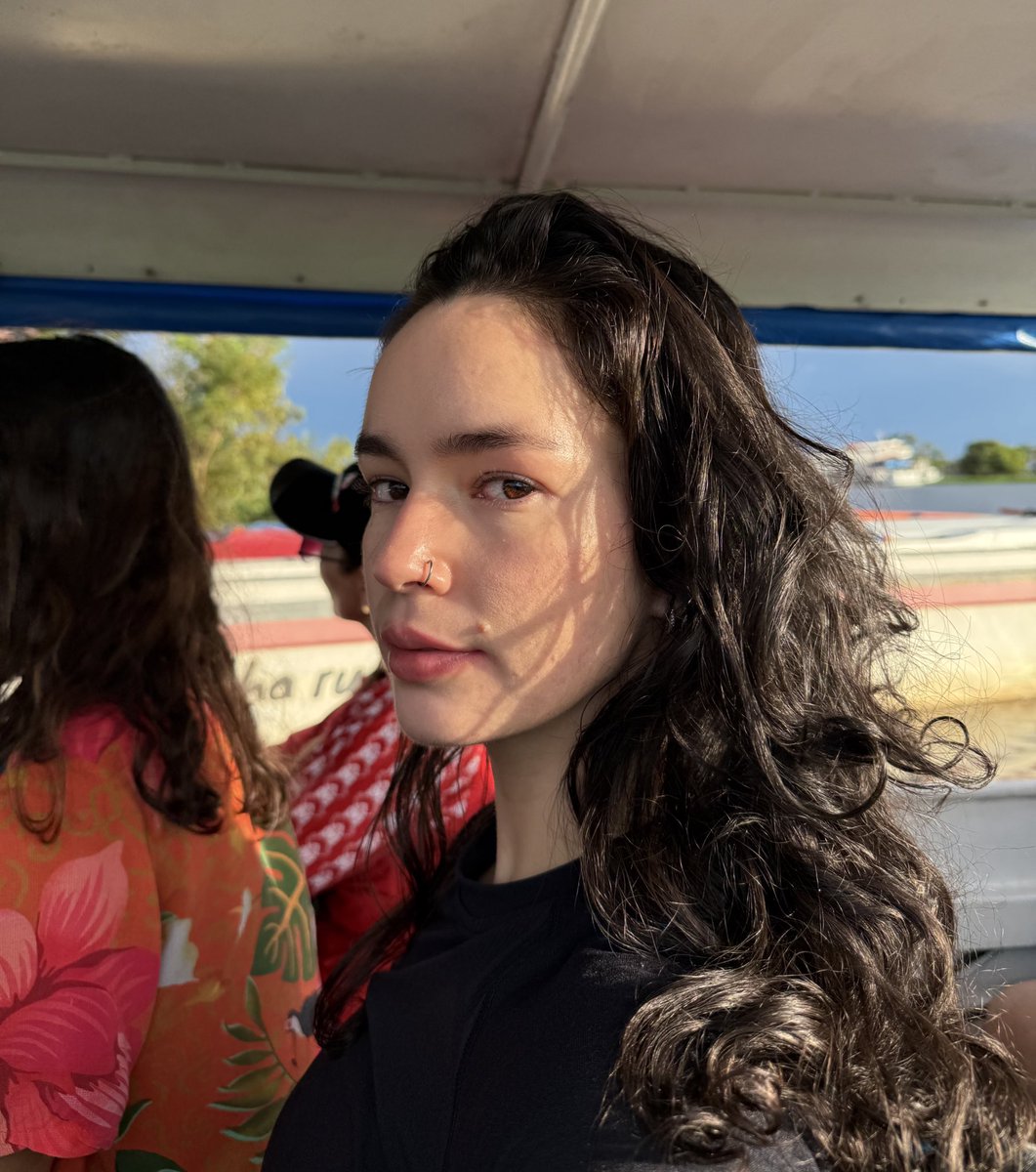 Vossa Santidade, Lurdinha tweet media