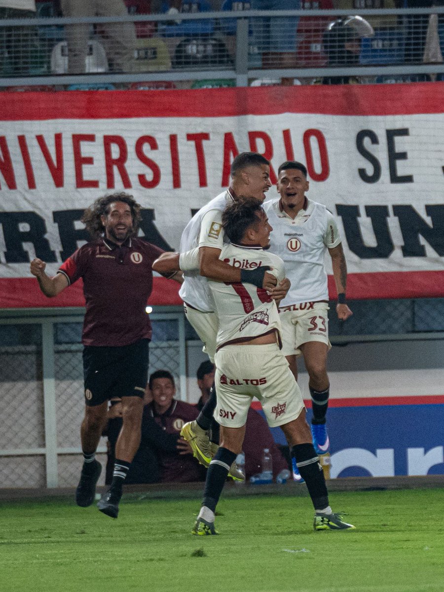 A PRESIÓN 🎙️ tweet media