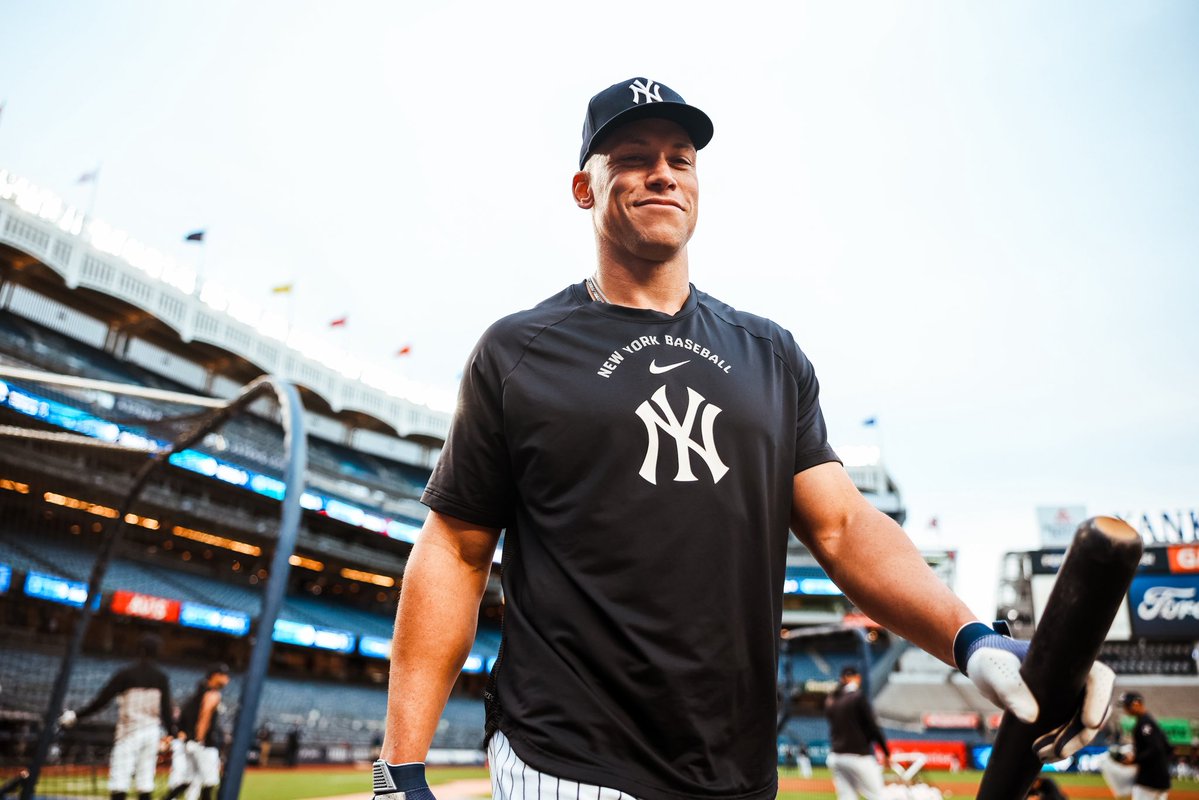 Foul Territory tweet media