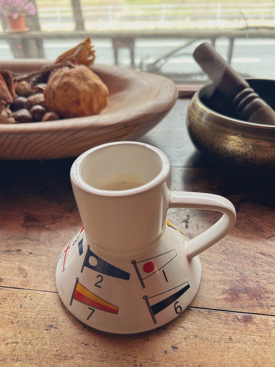 むっつり tweet media