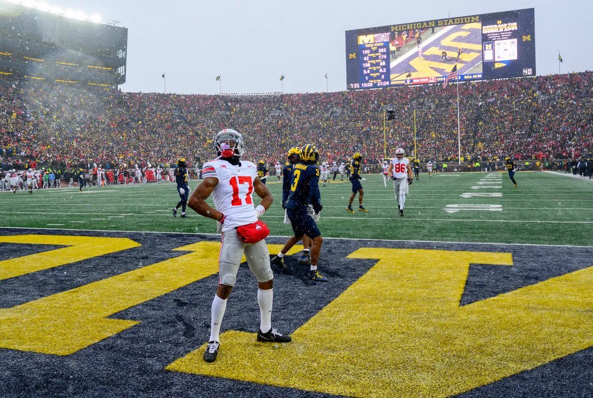 The Buckeye Show 🌰 tweet media