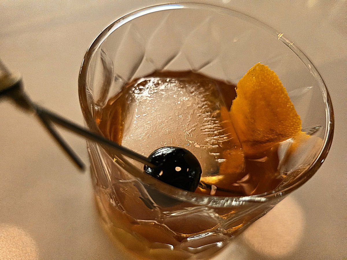 Christo45951886's tweet image. The Local, Watertown,South Dakota, Secret Service said this was a good spot and it was. Thank you, I very much appreciate you for the good conversation and for keeping everyone safe.

 Christopher Oquendo Photojournalist #noem #secretservice #Watertown #southdakota #strange #news