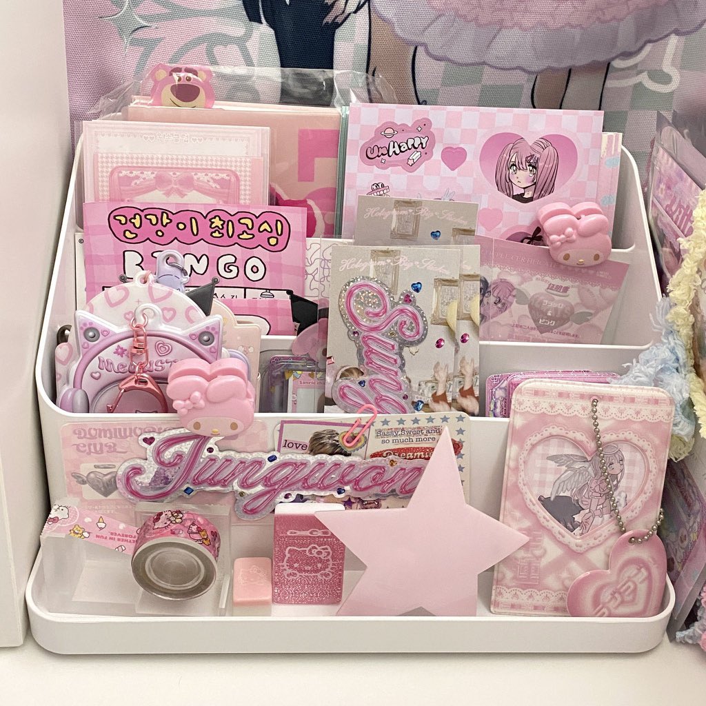 ★ tweet media