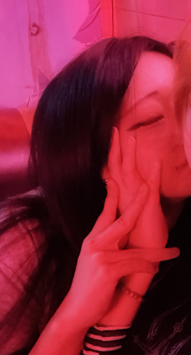 폰소라 tweet media