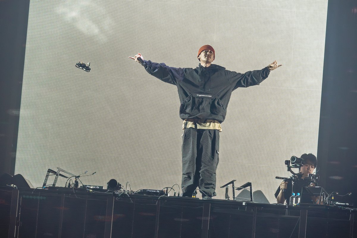 POP YOURS tweet media