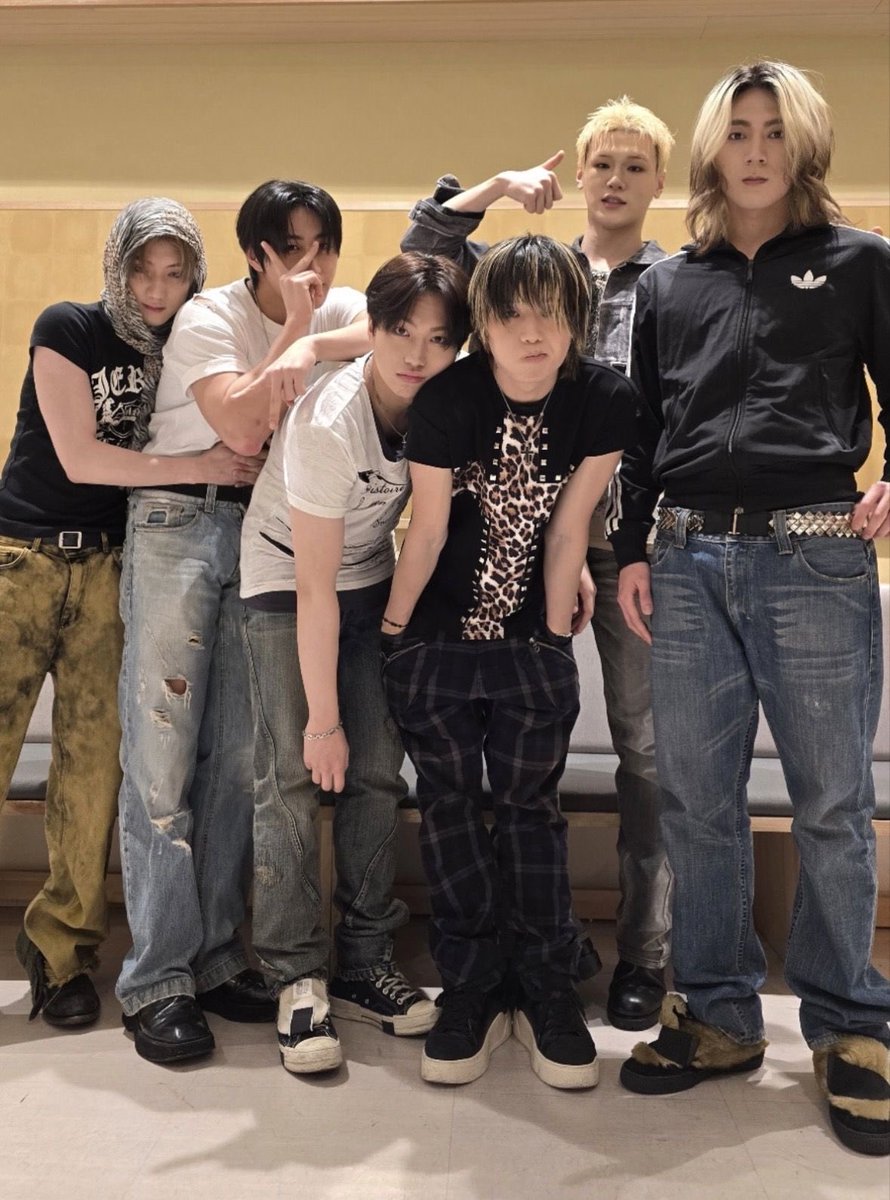 Yael (ellie) tweet media