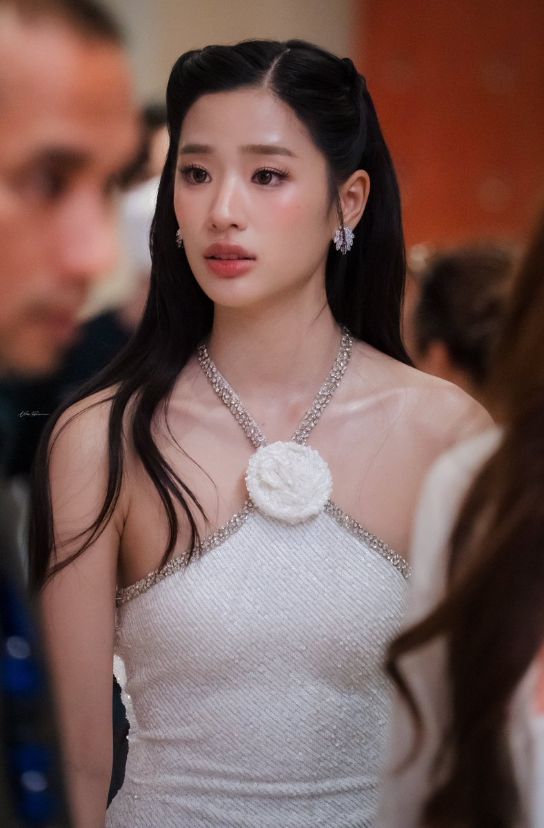 ✨ . 𝑾𝒂𝒏𝒊𝒏𝒈 𝑭𝒂𝒊𝒕𝒉 🌘 tweet media