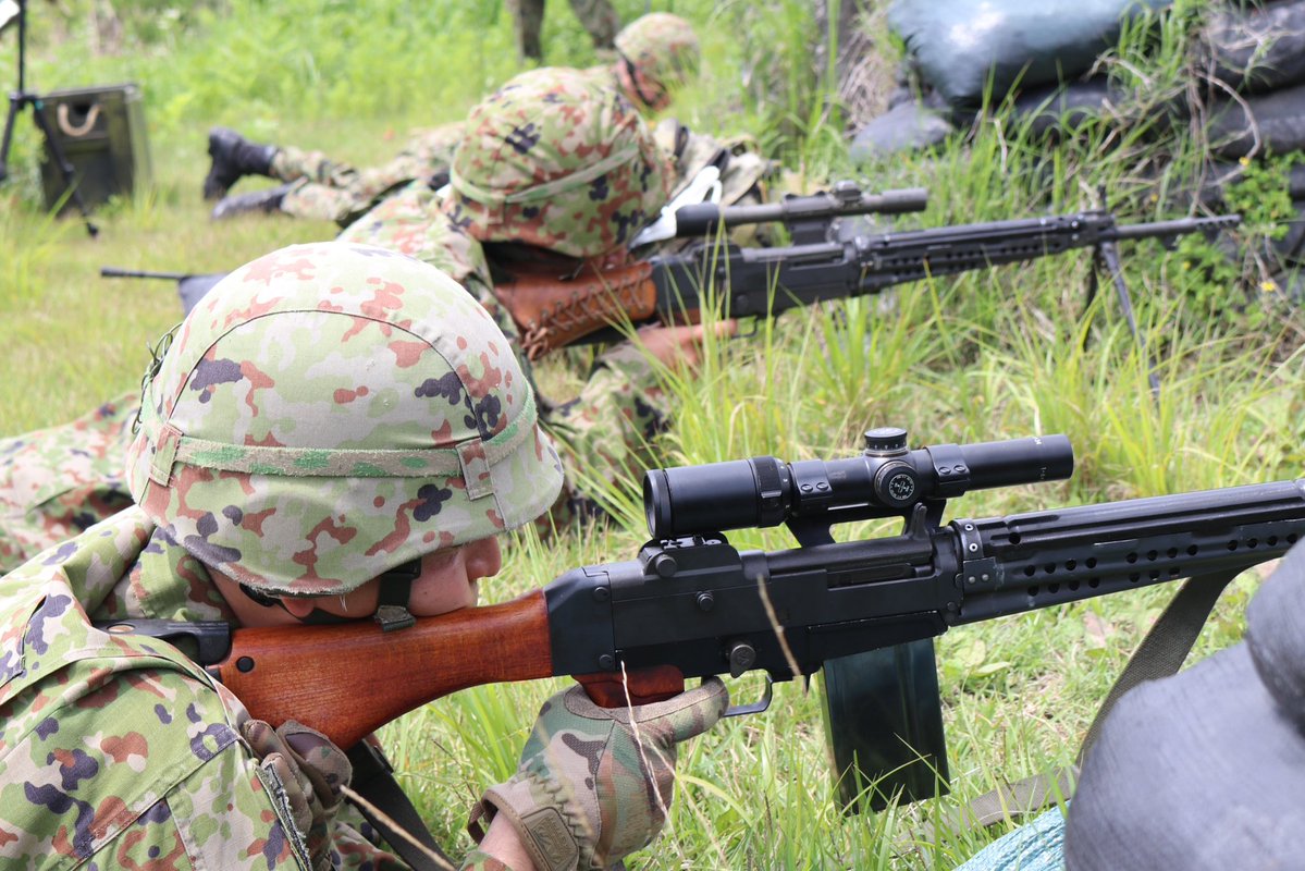 ゴリラ@エクソダス号海底２万マイル tweet media