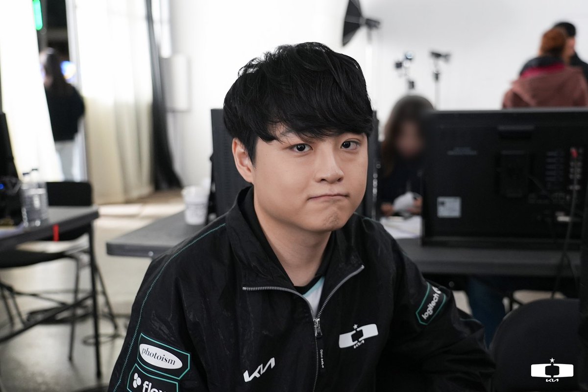 Dplus Kia tweet media