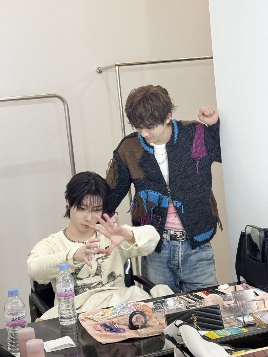 hrtz.wav (하츠웨이브) tweet media