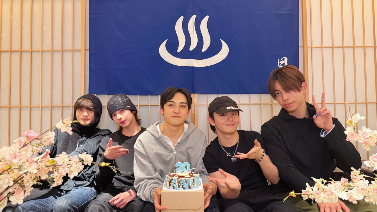 STARGLOW tweet media