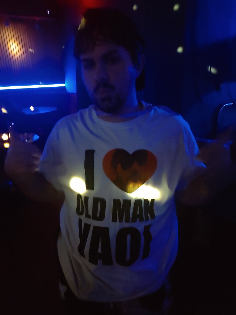 ✨ Ashley @ Anime Boston !!!✨ tweet media