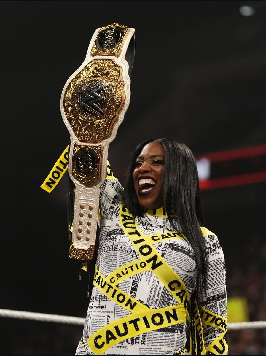 #1 becky/bianca fan tweet media