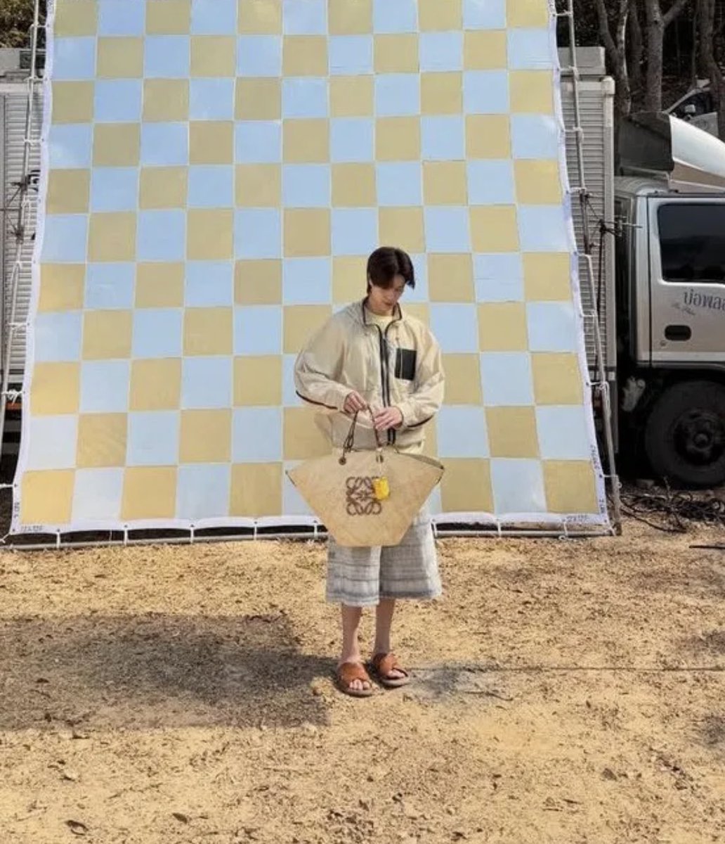 สาแก่ใจ....อีช้อยนัก😏 tweet media