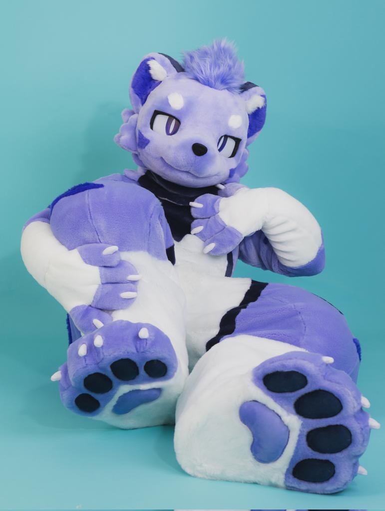 Fullsuit showcase — purple bear.
Thanks to the owner <a href="/FurfurN7/">JoN</a>.

#fursuit #furry #fursuitmaker #commission