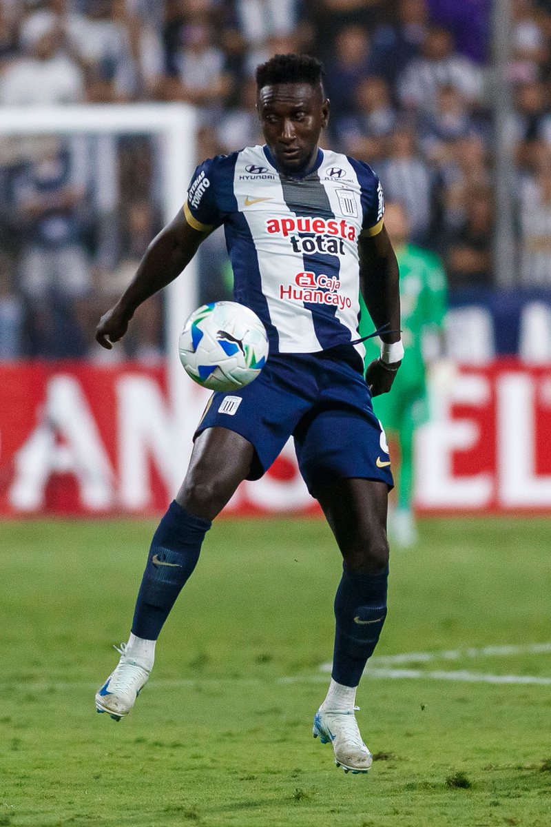 OutOfALContext 1901 tweet media