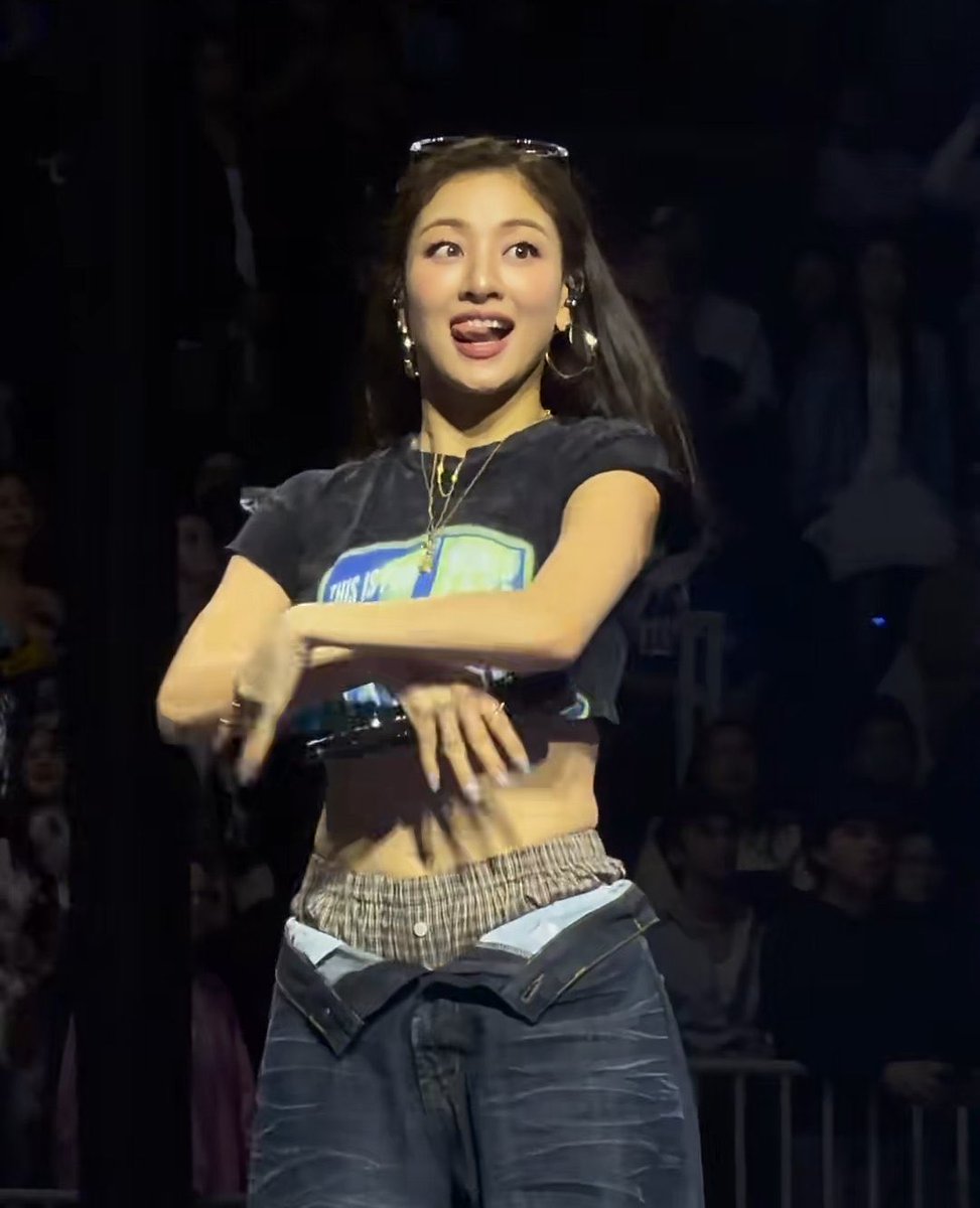 jihyo pics tweet media