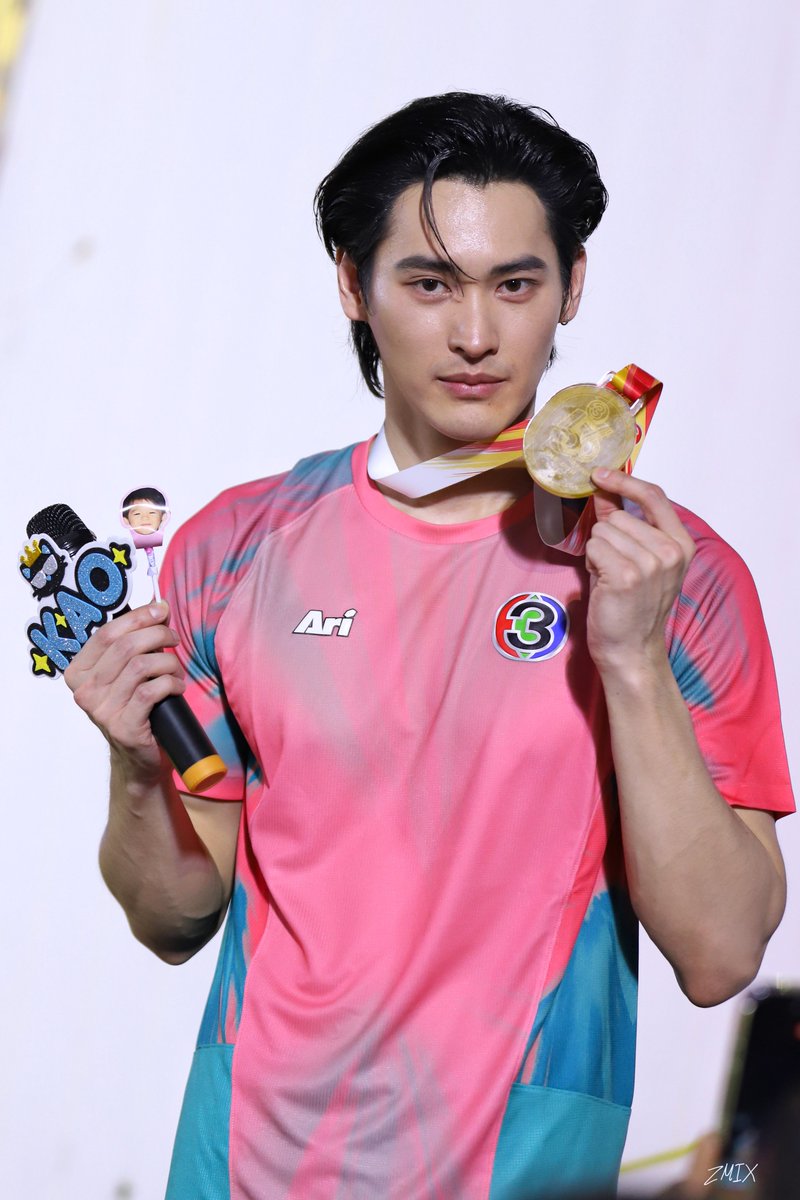 ZMIXGALLERY tweet media