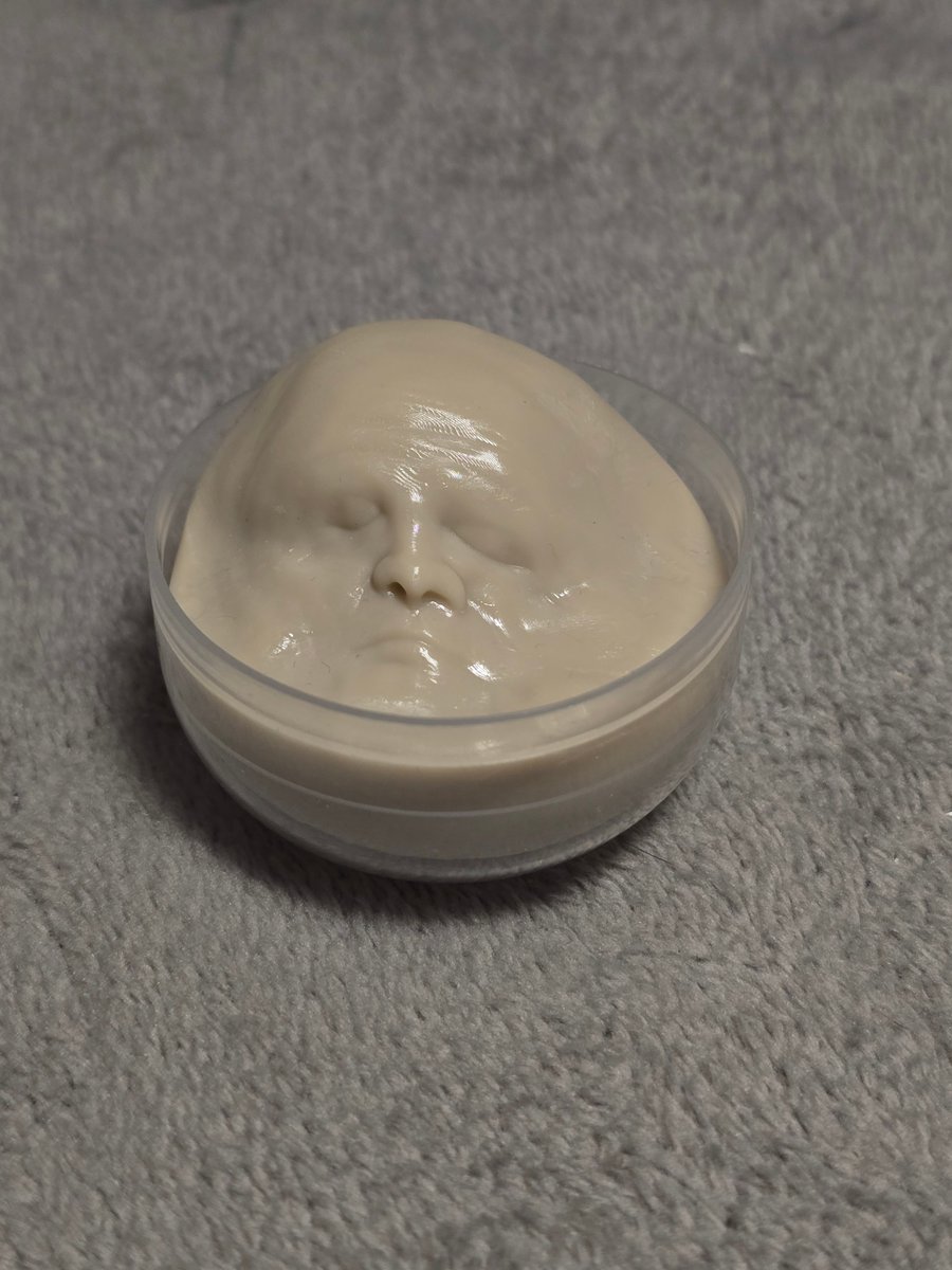 ◈e·b·b◈ tweet media