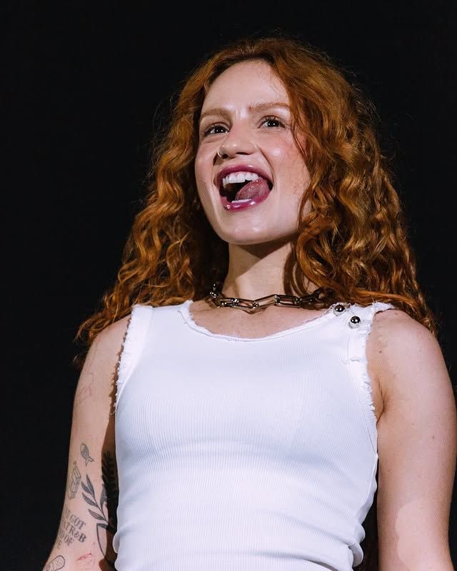 fifi jurídico celina ⚢ tweet media