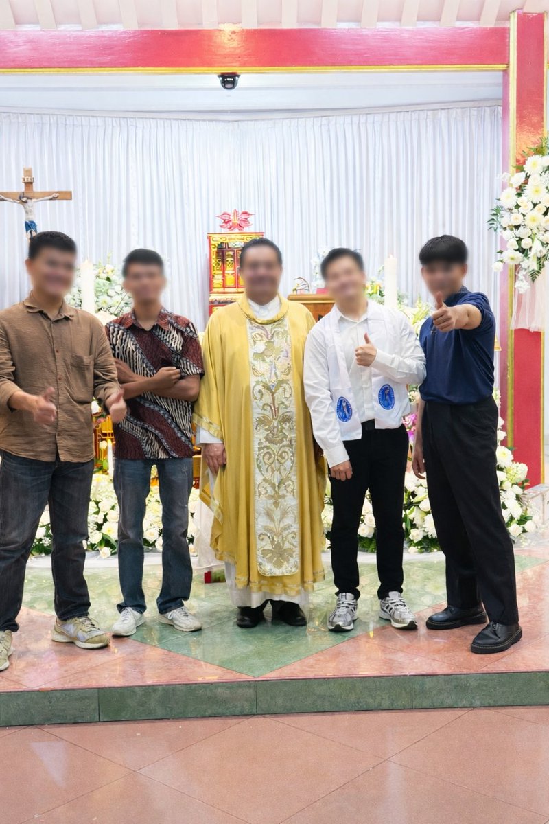 OCBC - Orang Cina Banyak Cakap tweet media