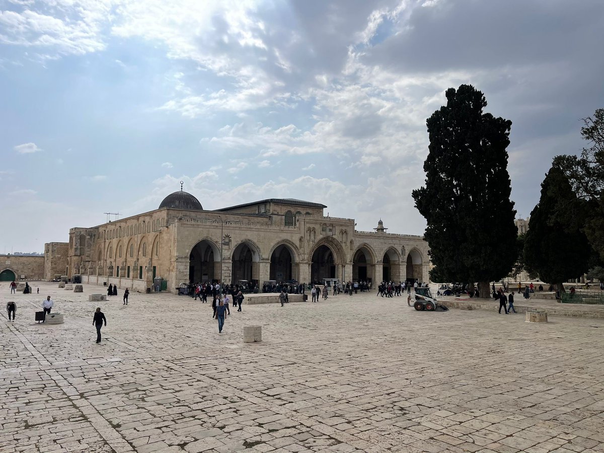 د.حذيفة عبدالله عزام tweet media