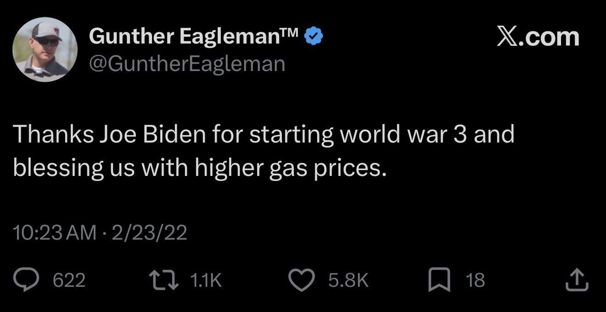 AdriansDaName's tweet photo. @GuntherEagleman You are such a fucking hack Gunther. Your whole existence is pitiful and you only exist to worship trump. I hope when he finally hits the dirt you follow too. https://t.co/Tf3dVxyPiO