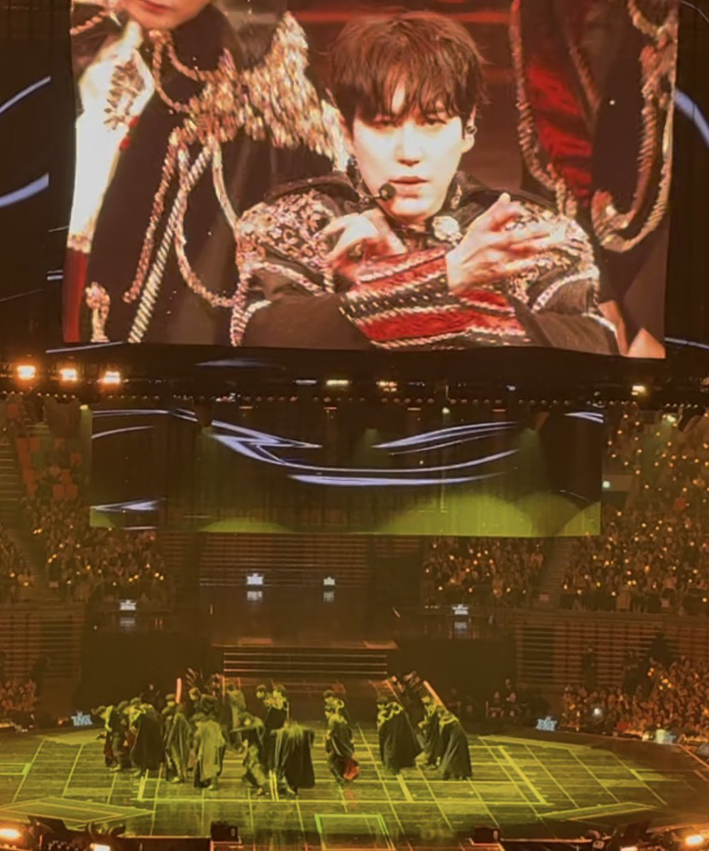 karen    🐶 tweet media
