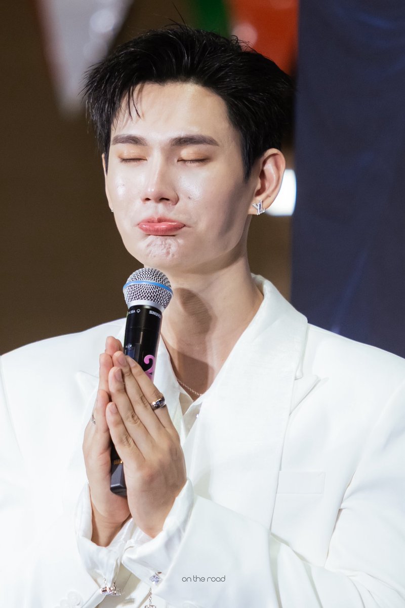 ON THE ROAD 🚗 tweet media