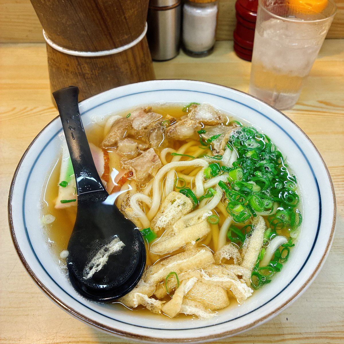 ろぢたろう tweet media