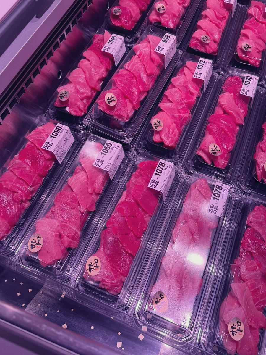 石膏像ドットコム tweet media