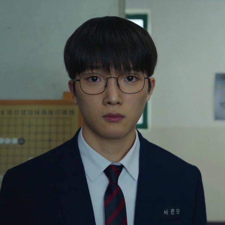 𝓫𝐨𝐲, 𝑦ou're gonna 𝑐𝑎𝑟𝑟𝑦 that 𝐰𝐞𝐢𝐠𝐡𝐭 tweet media