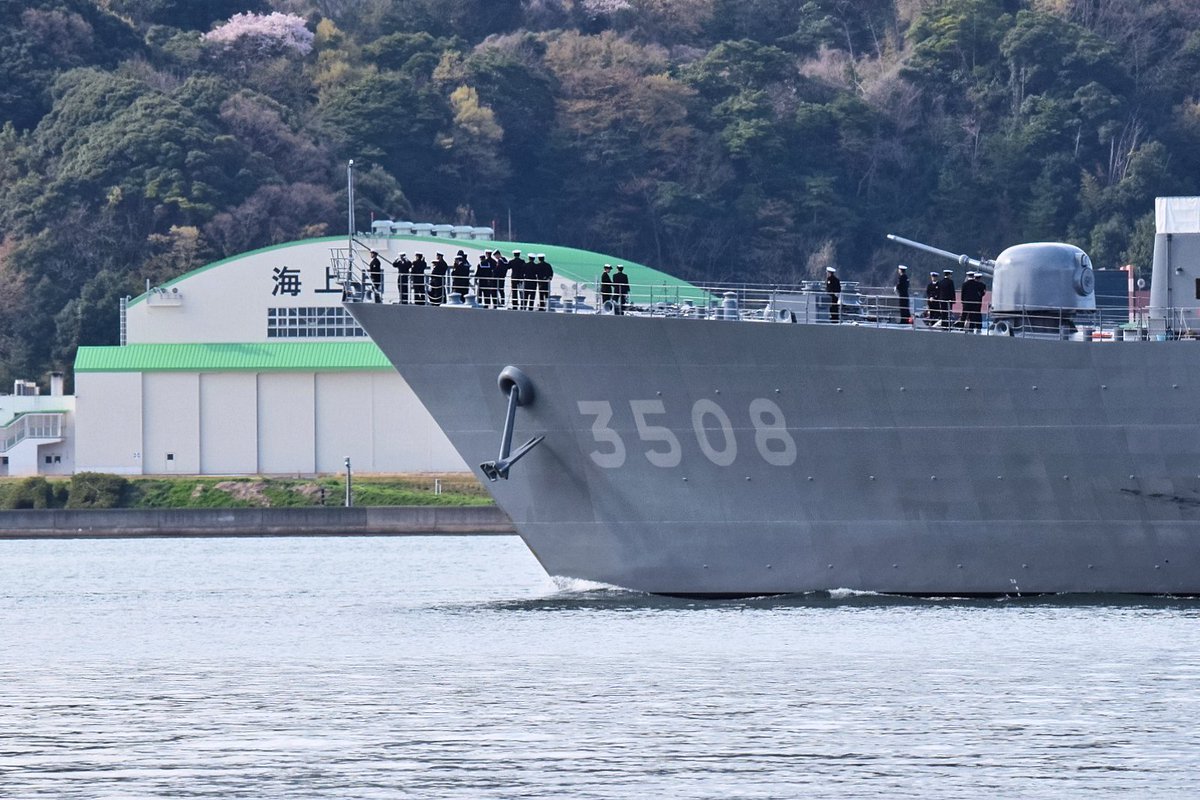 ナカムラ tweet media